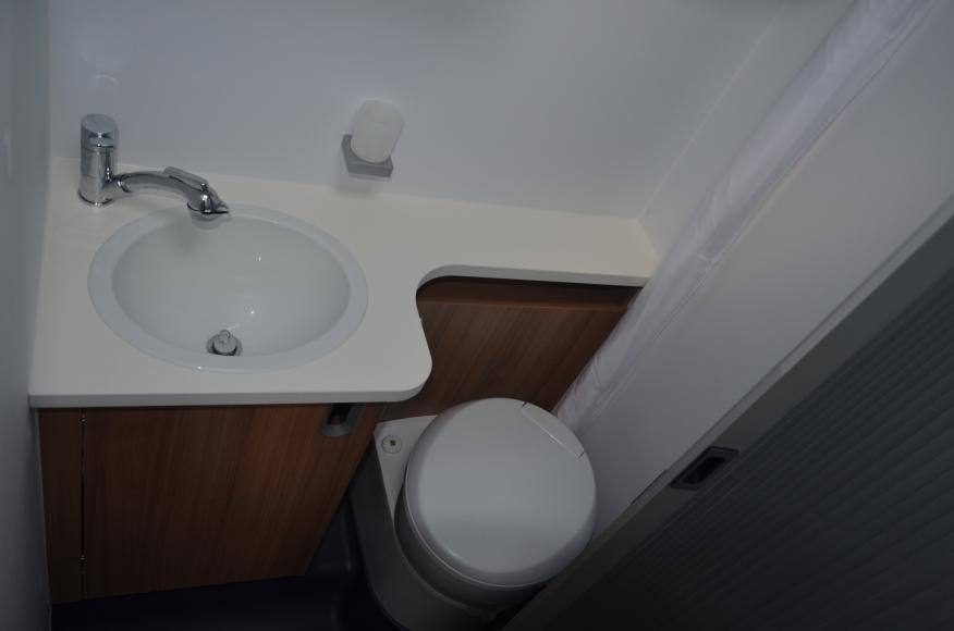 SUN LIVING  Seria S 70 SP  od 2 do 4 oseb 